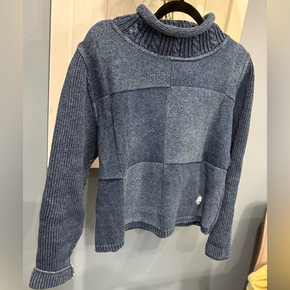 Blue Willi’s Sweater woman’s size M